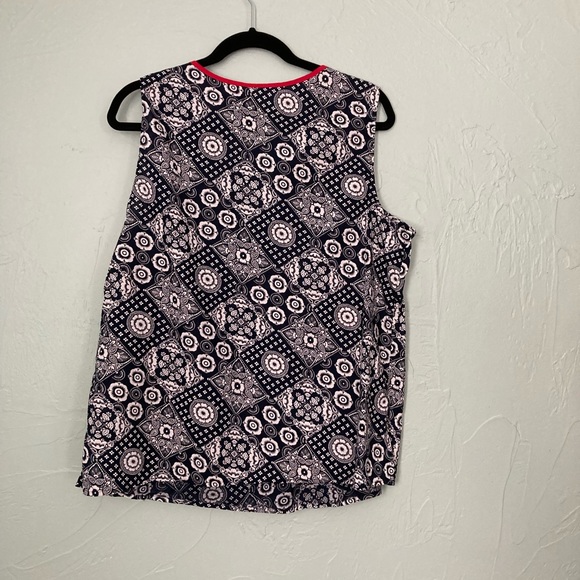 Talbots Large Blue with white flowers red trim - Picture 2 of 4